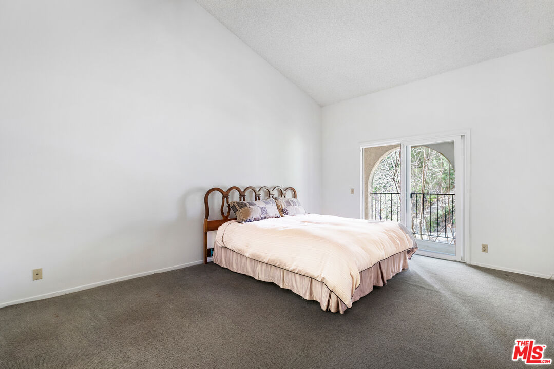 11774 Doral Avenue Porter Ranch, CA 91326 - Photo 21 of 30