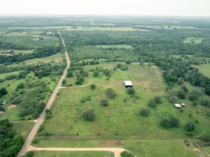$395,000 | 1473 Highsmith Road, Luling, TX 78648