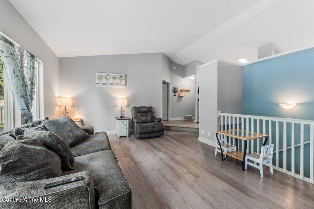 3701 Belmont Road Coeur D'Alene, ID 83815 - Photo 17 of 49 --17.jpg-SMALL