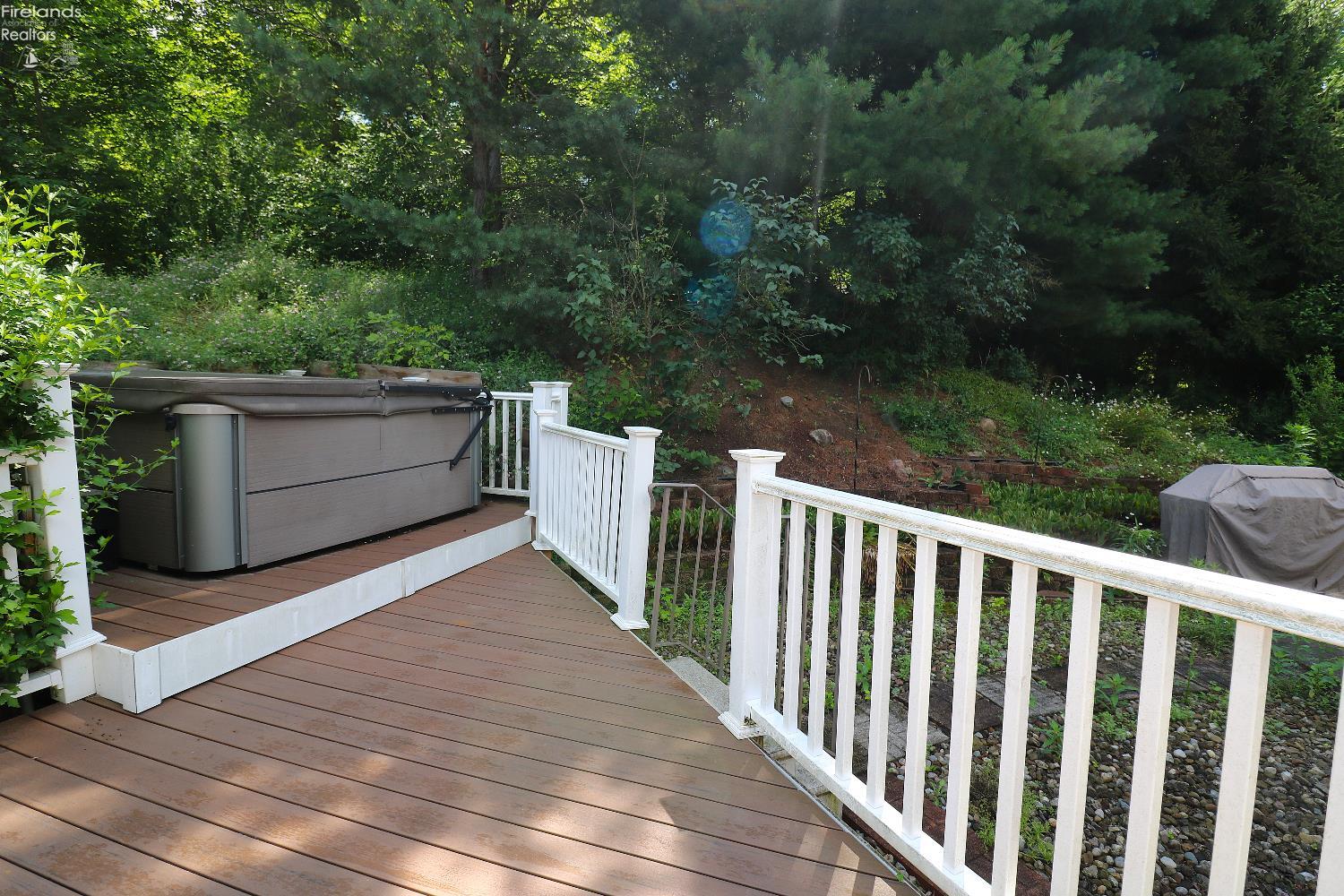 21783 Pitts Road Wellington, OH 44090 - Photo 28 of 53 Gallery Image 28