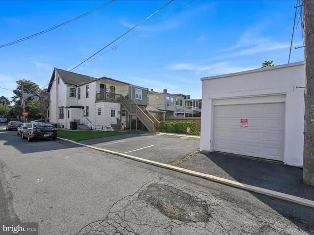 $469,900 | 814 North Shippen Street, Lancaster, PA 17602