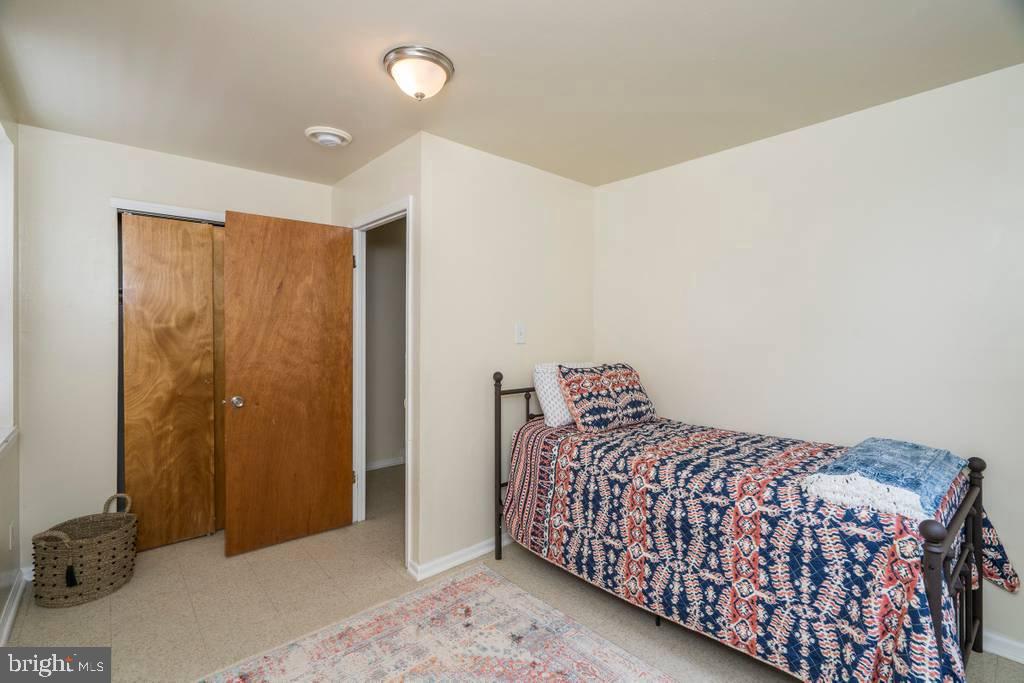 1619 Master Street Philadelphia, PA 19121 - Photo 18 of 21