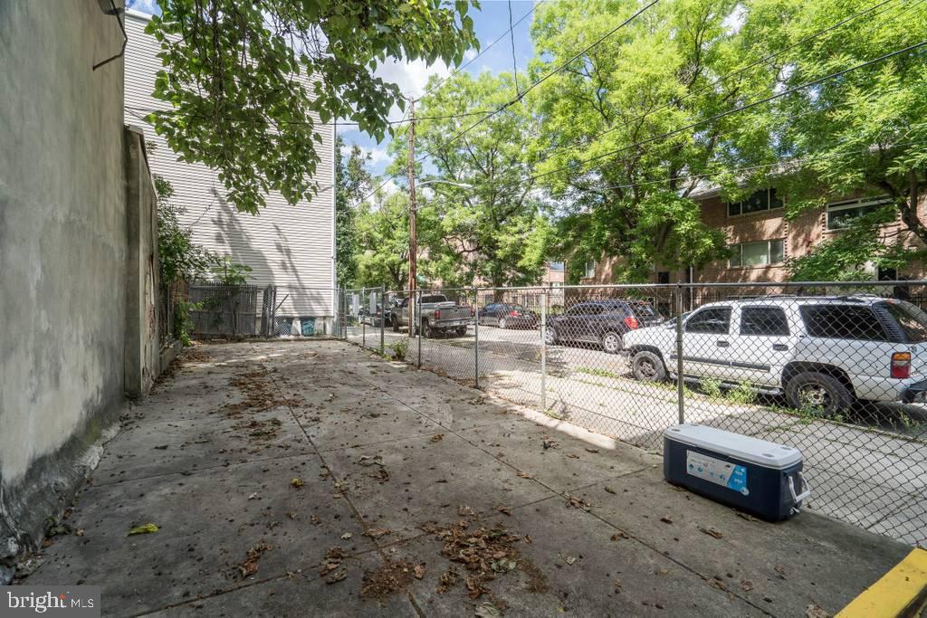 1619 Master Street Philadelphia, PA 19121 - Photo 21 of 21