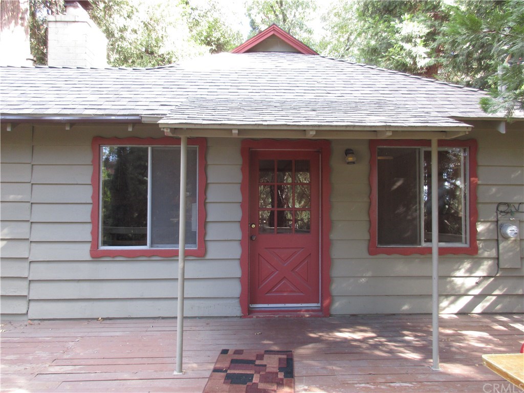 809 Arth Drive Crestline, CA 92325 - Photo 3 of 46