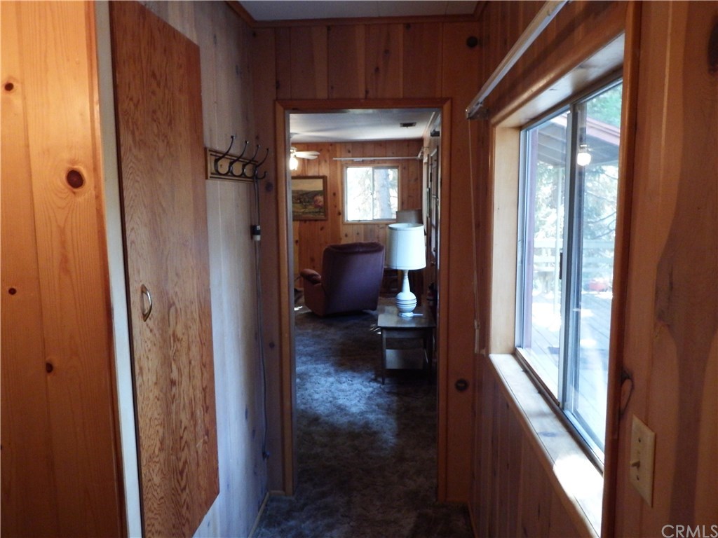 809 Arth Drive Crestline, CA 92325 - Photo 23 of 46