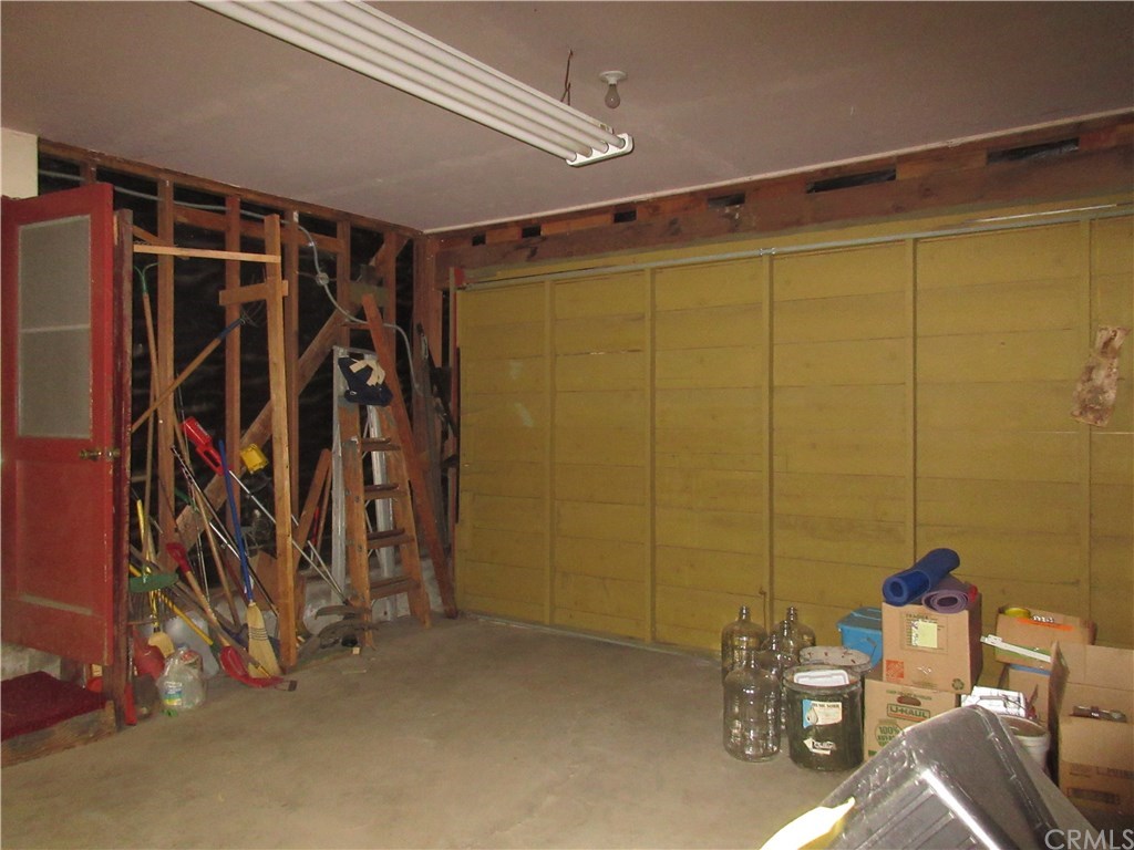 809 Arth Drive Crestline, CA 92325 - Photo 32 of 46