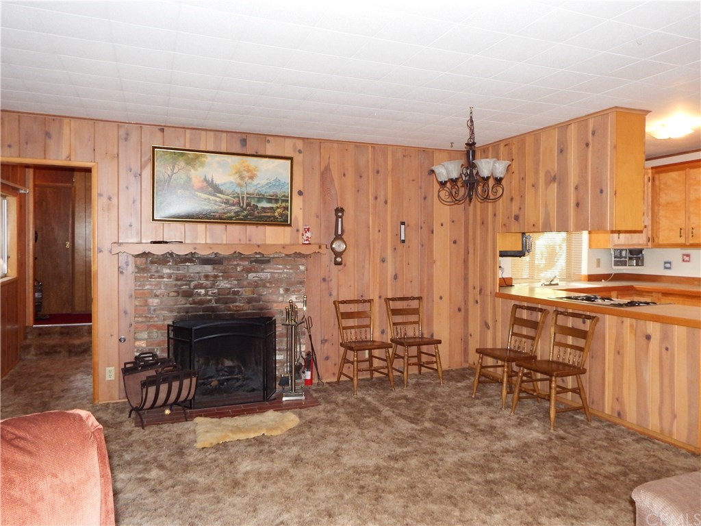 809 Arth Drive Crestline, CA 92325 - Photo 8 of 46