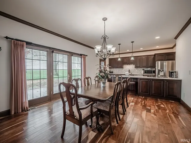 $374,900 | 7075 South 500th Street West, Owensville, IN 47665