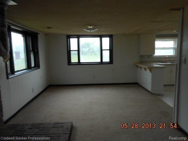 1790 Hadley Road Lapeer, MI 48446 - Photo 7 of 15 Living Room 1.JPG