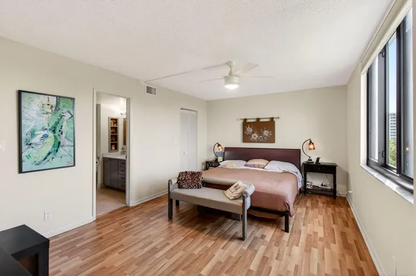 $800,000 | 3420 South Ocean Boulevard, Unit 5Z, Highland Beach, FL 33487