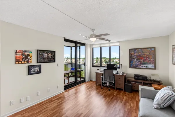 $800,000 | 3420 South Ocean Boulevard, Unit 5Z, Highland Beach, FL 33487