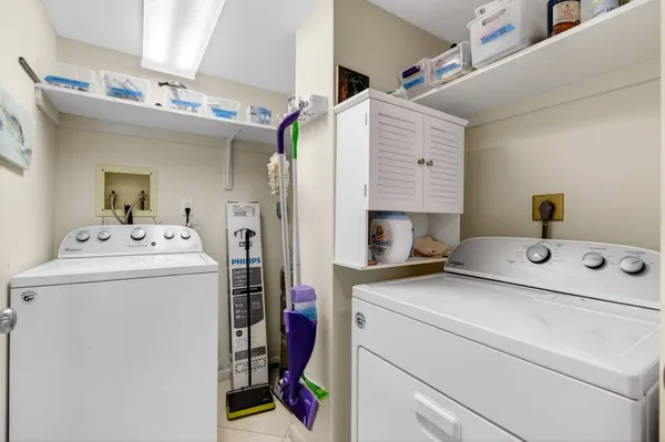 $800,000 | 3420 South Ocean Boulevard, Unit 5Z, Highland Beach, FL 33487