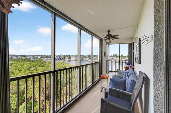 $800,000 | 3420 South Ocean Boulevard, Unit 5Z, Highland Beach, FL 33487