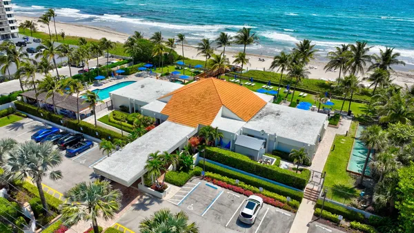 $800,000 | 3420 South Ocean Boulevard, Unit 5Z, Highland Beach, FL 33487