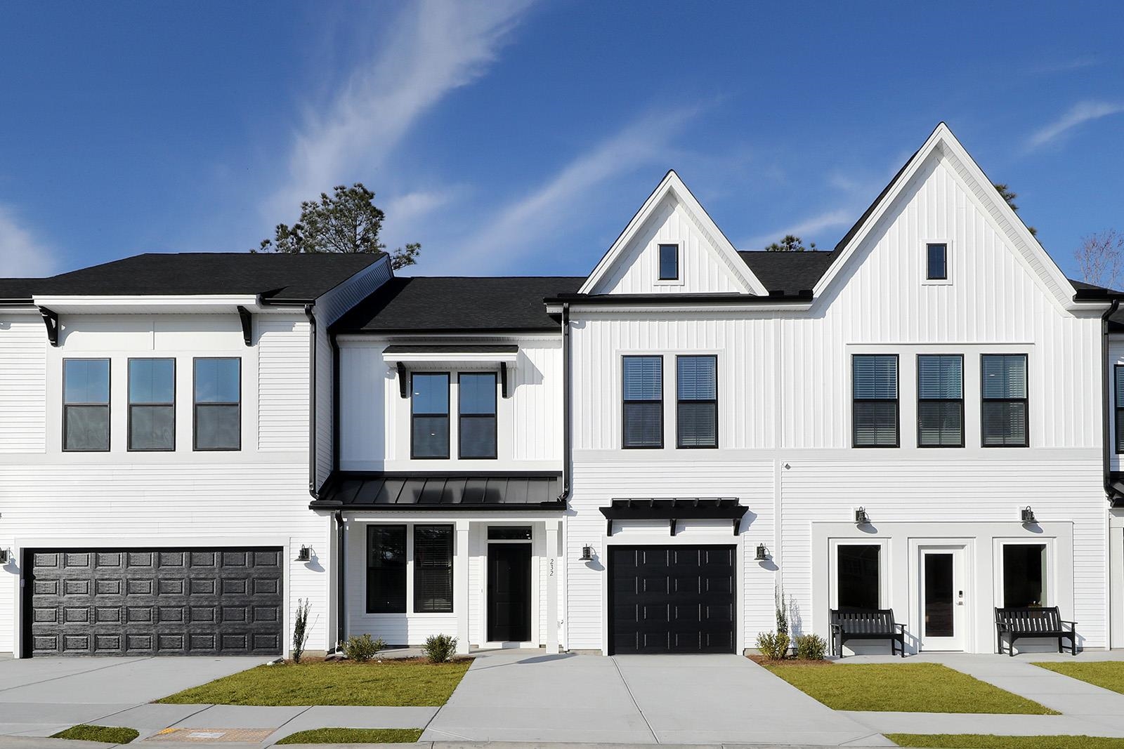 215 Layla Way, Unit 303 Murrells Inlet, SC 29576 - Photo 2 of 23