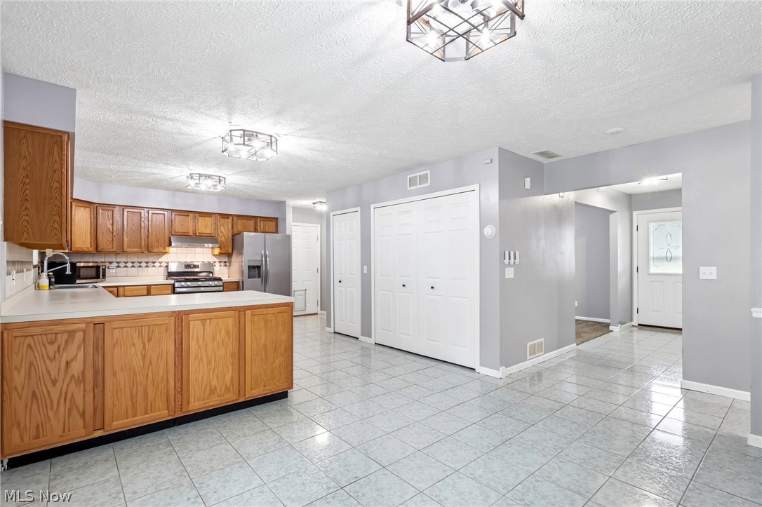 1840 Green Road Madison, OH 44057 - Photo 14 of 37 Gallery Image 14