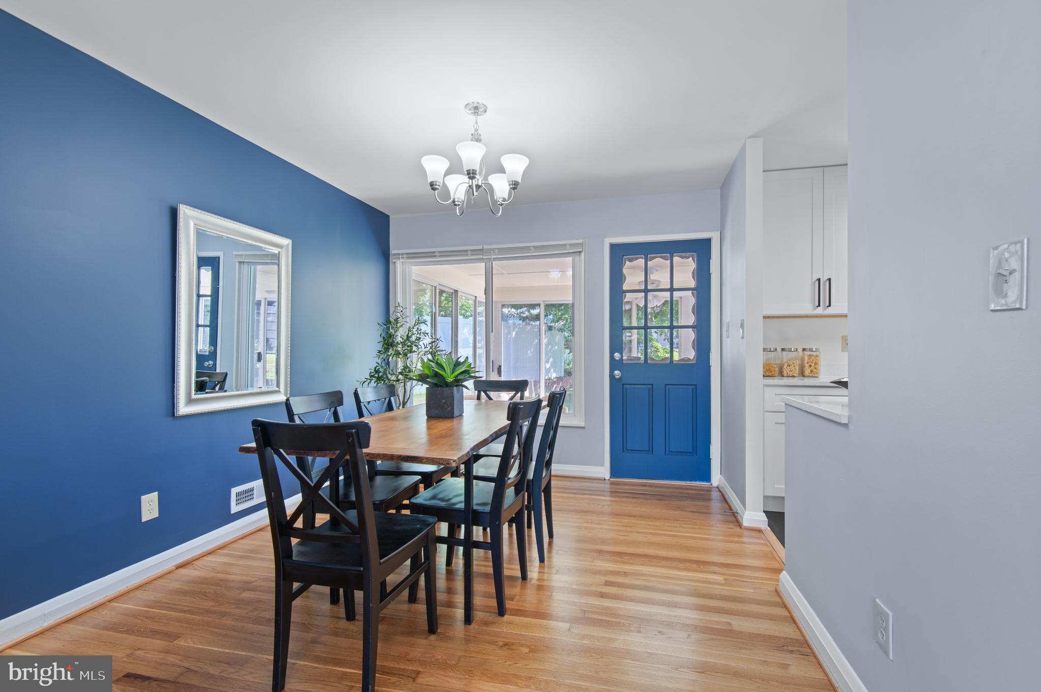 8403 Kings Ridge Road Parkville, MD 21234 - Photo 7 of 41 Dining Room with Access to Sunroom