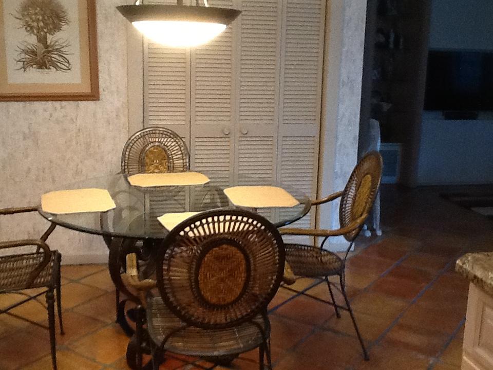 20980 Olivo Way Boca Raton, FL 33433 - Photo 2 of 19 eat in area of kitchen