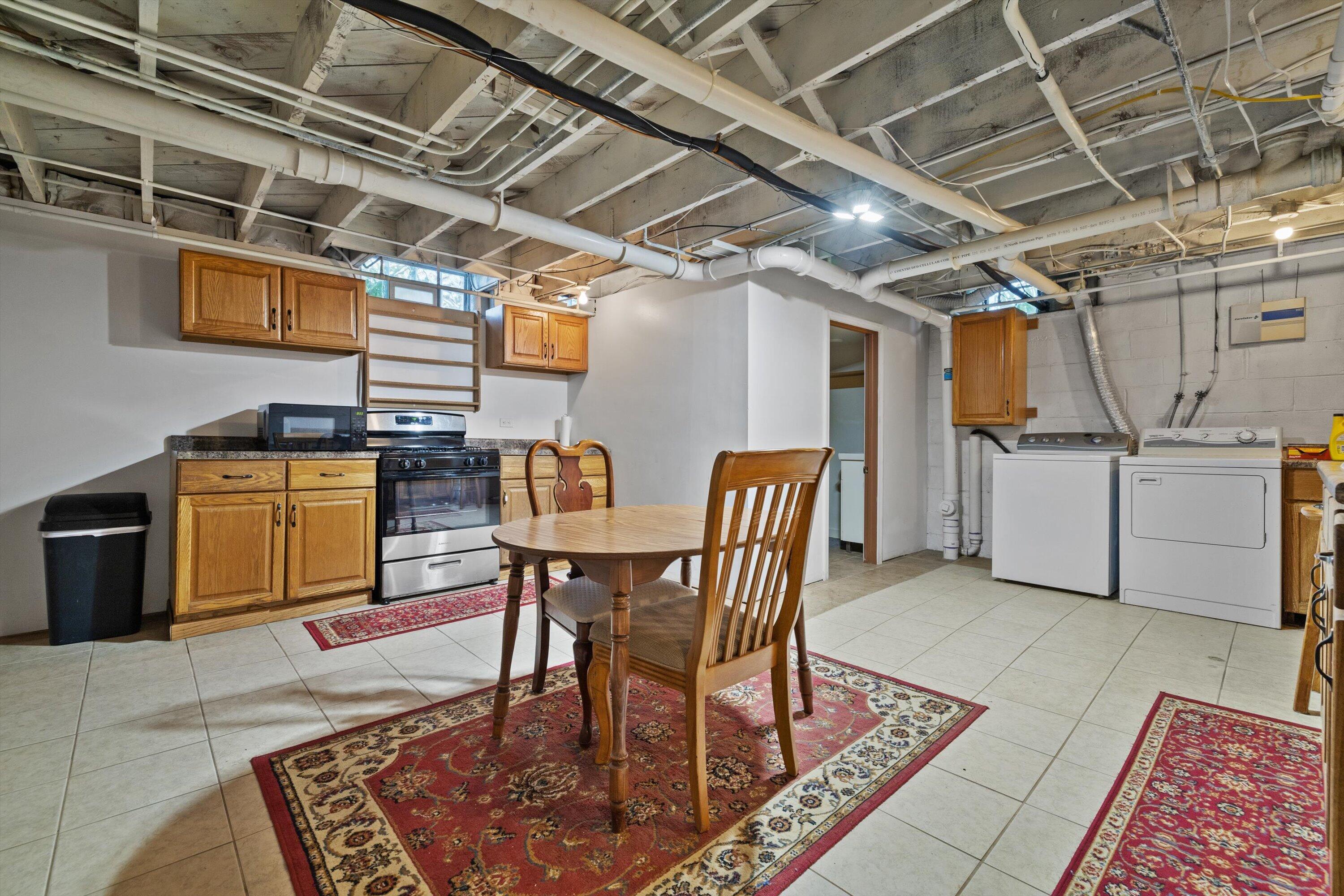 865 Sheridan Road Somers, WI 53140 - Photo 31 of 56 kitchenette