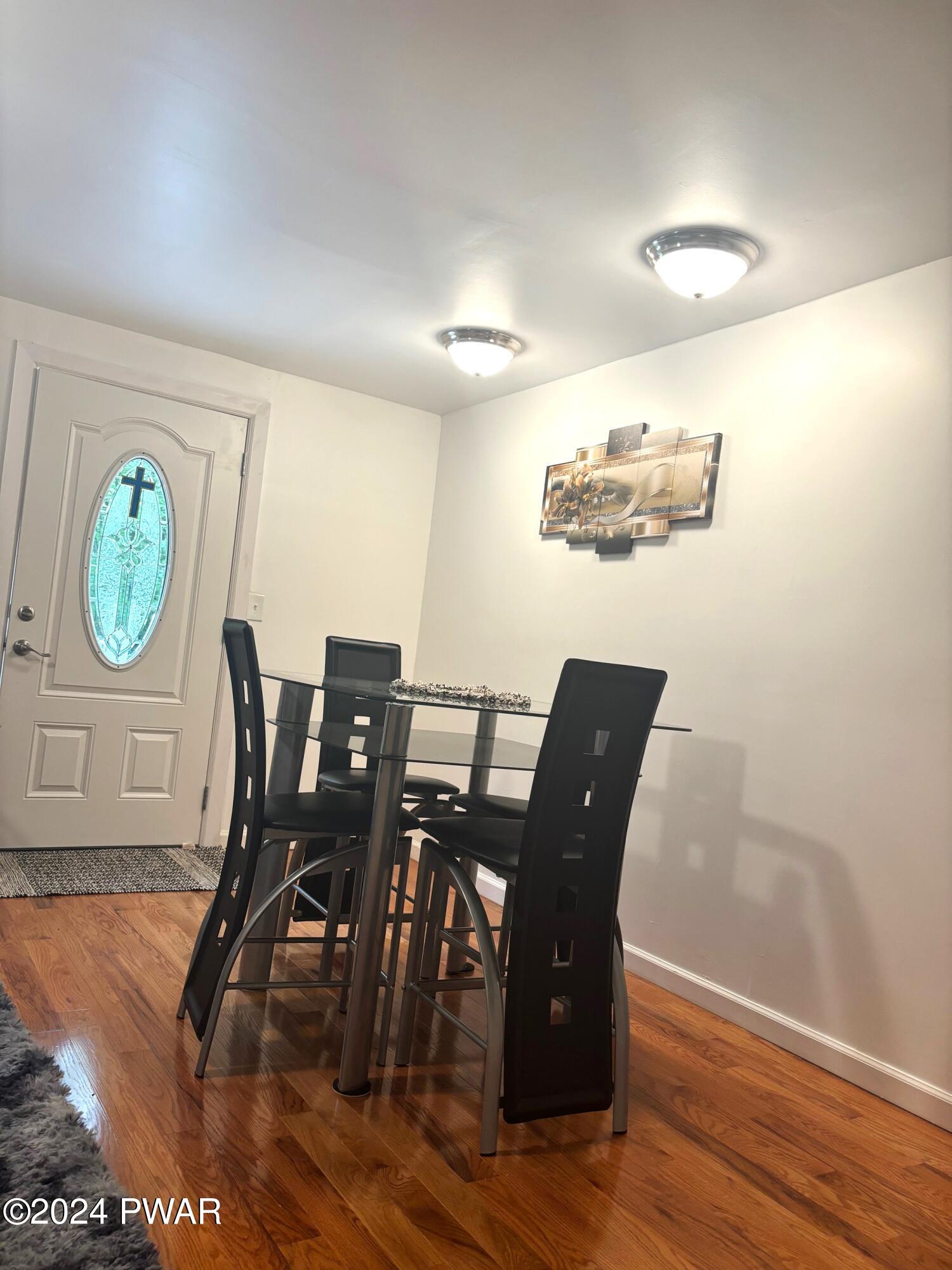 1113 Bracts Road Effort, PA 18330 - Photo 6 of 27 Dining Area