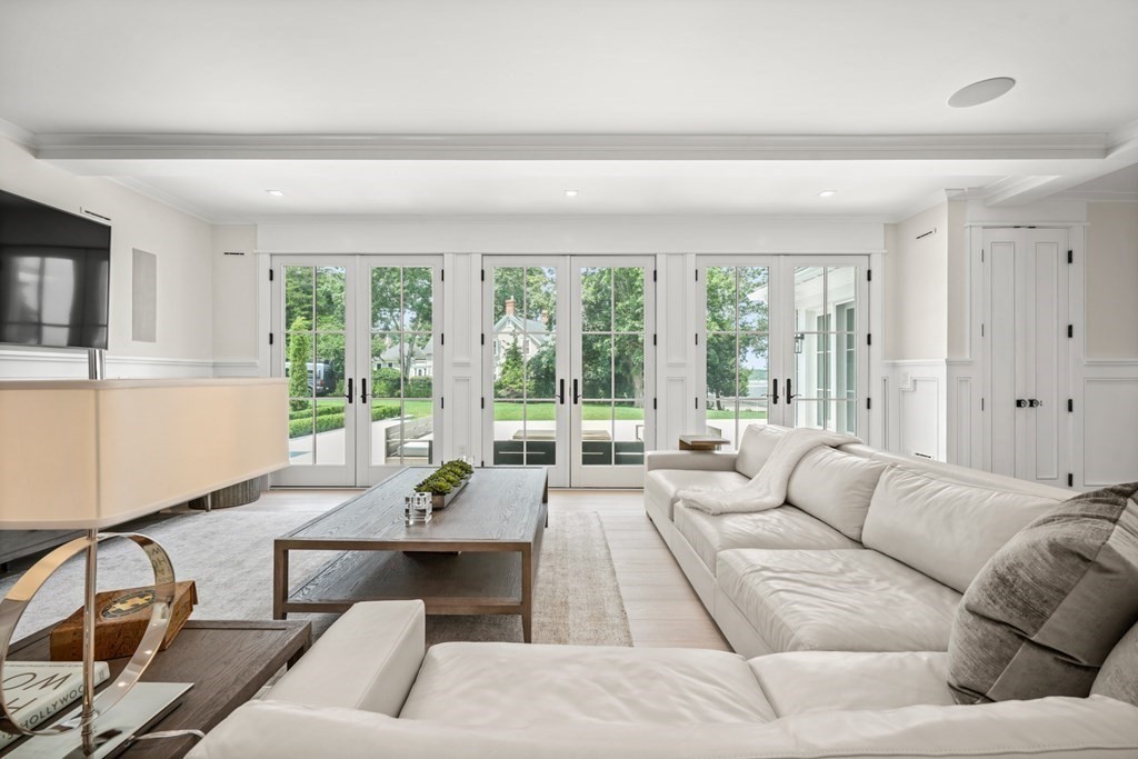 46 Winship Avenue Wareham, MA 02571 - Photo 14 of 42