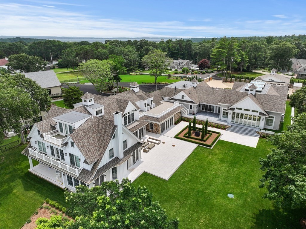 46 Winship Avenue Wareham, MA 02571 - Photo 4 of 42