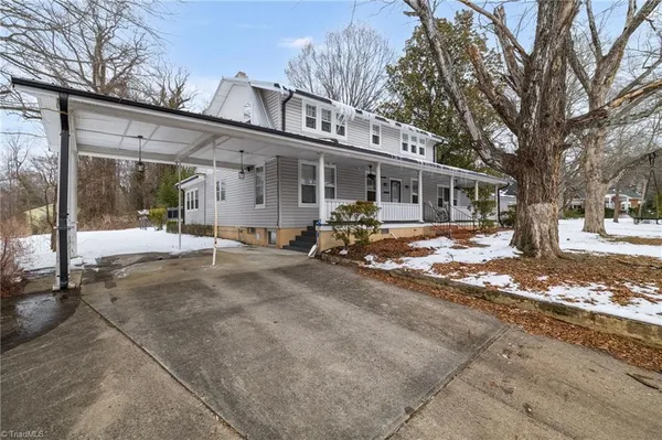 $319,900 | 1102 Courtland Avenue, Reidsville, NC 27320