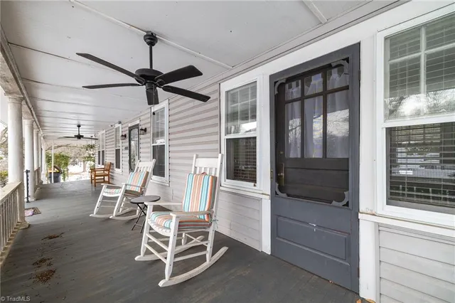 $319,900 | 1102 Courtland Avenue, Reidsville, NC 27320