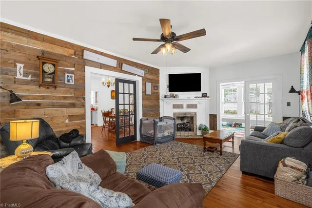 $319,900 | 1102 Courtland Avenue, Reidsville, NC 27320