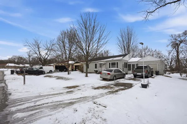 $167,500 | 3820 15th Street, Moline, IL 61265