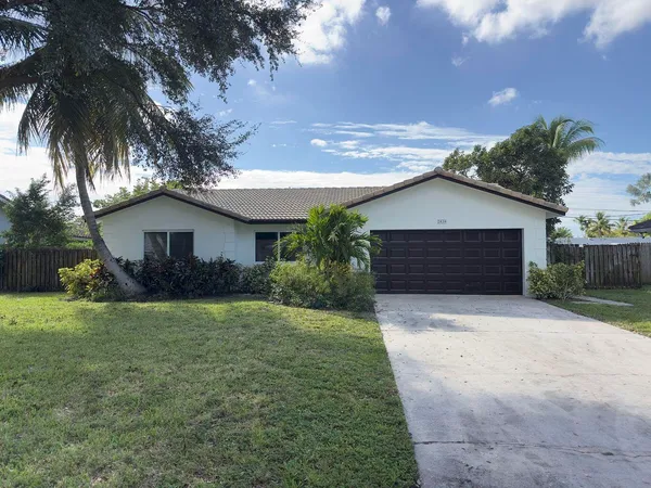 $3,950 | 2030 Bonnie Street, Boca Raton, FL 33486