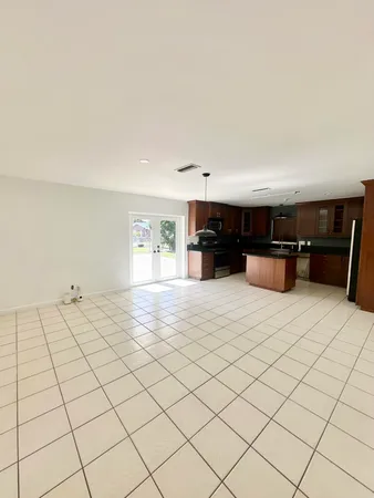 $3,950 | 2030 Bonnie Street, Boca Raton, FL 33486