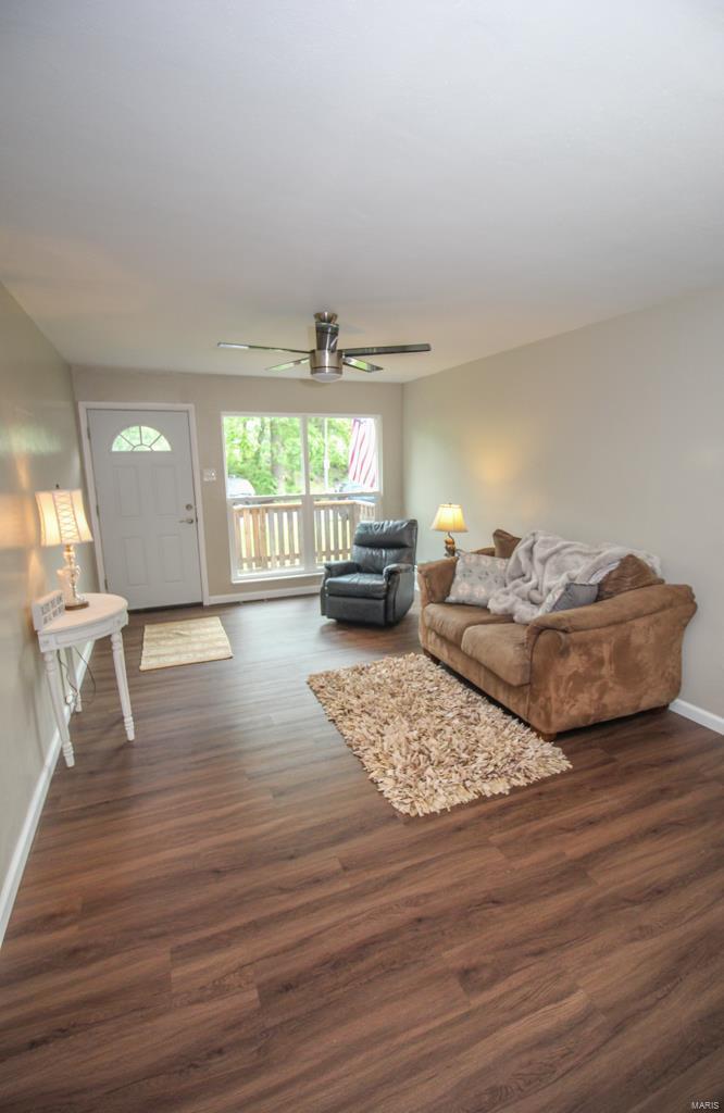 7142 Rabenberg Place St. Louis, MO 63143 - Photo 11 of 49 Gallery Image 11