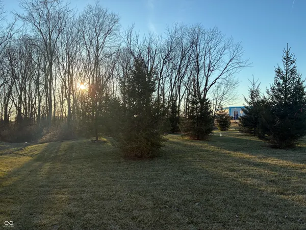 $2,500 | 2835 Woods Edge Drive, Greenwood, IN 46143