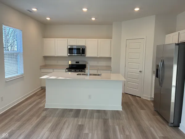 $2,500 | 2835 Woods Edge Drive, Greenwood, IN 46143