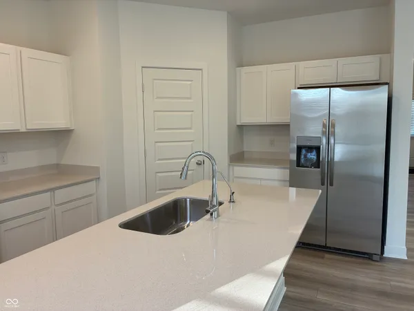 $2,500 | 2835 Woods Edge Drive, Greenwood, IN 46143