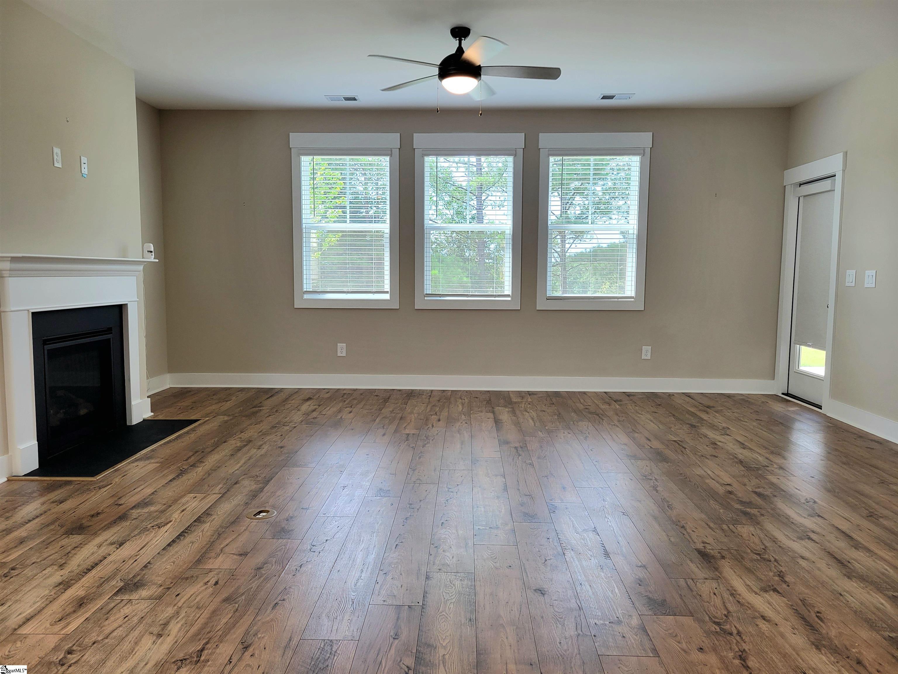112 Tiger Lily Drive Anderson, SC 29621 - Photo 3 of 36