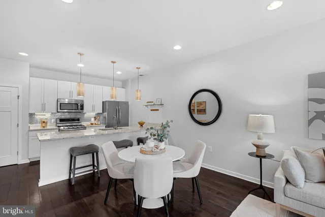 $899,000 | 15 N Street Northwest, Unit 2, Washington, DC 20001