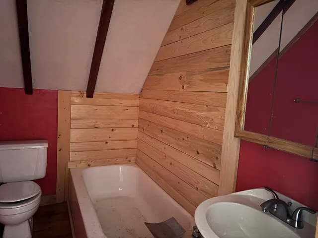 $149,000 | 5-17 Berry Hill Road, Sheffield, VT 05866