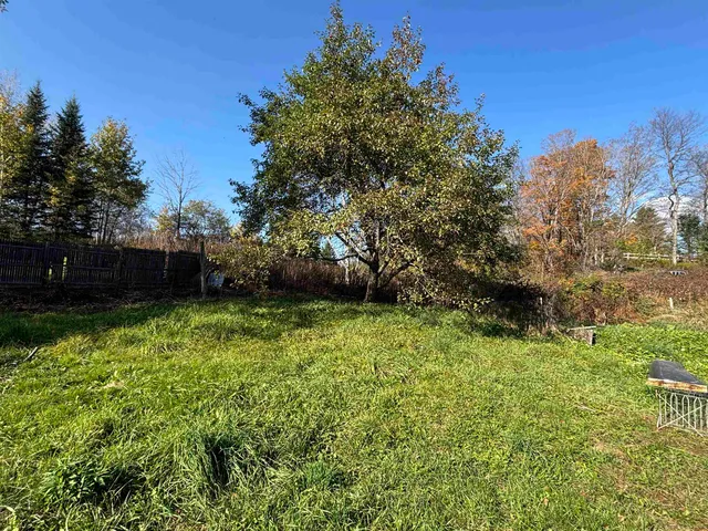 $149,000 | 5-17 Berry Hill Road, Sheffield, VT 05866