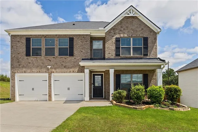 $335,990 | 11800 Guelph Circle, Hampton, GA 30228