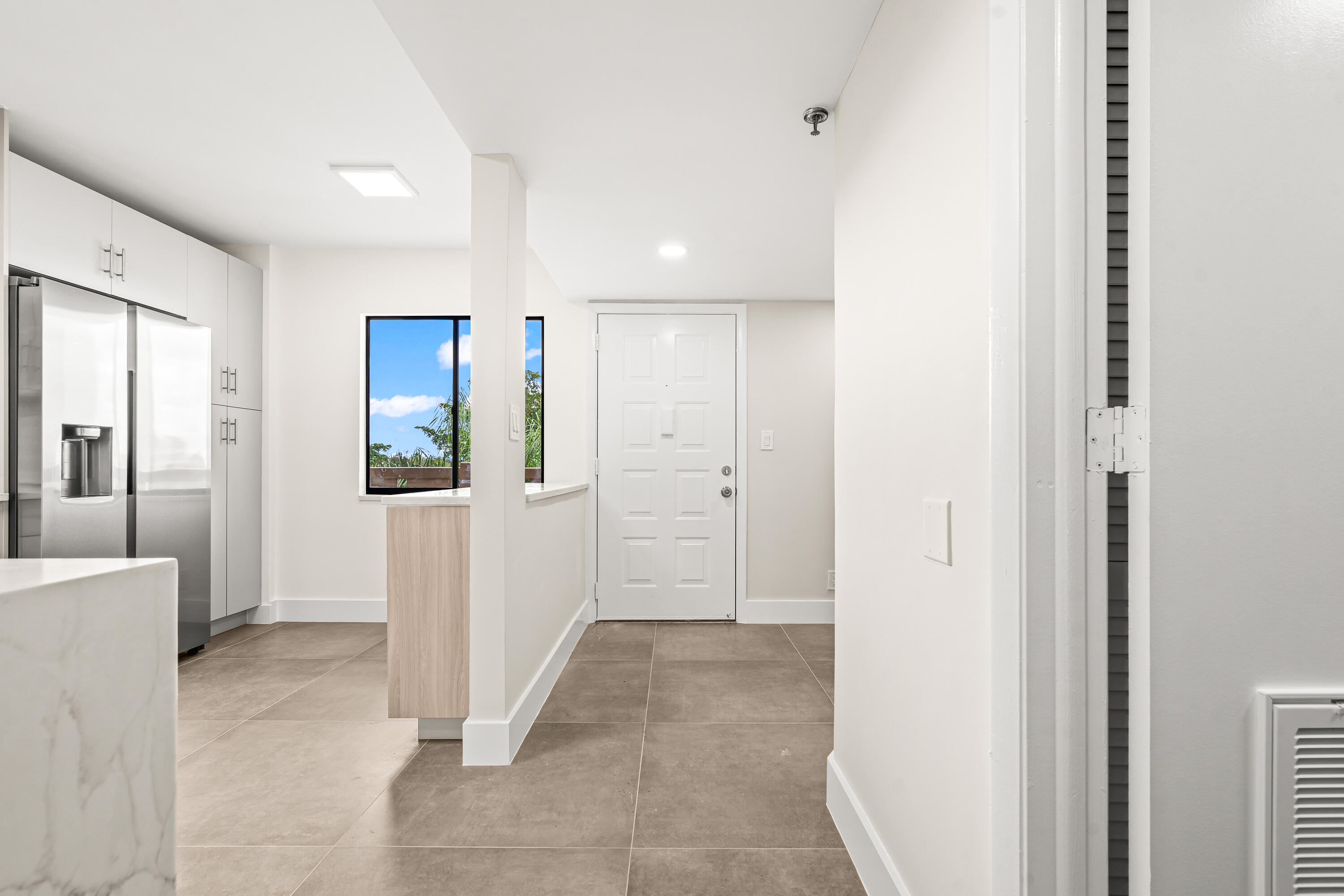 14425 Strathmore Lane, Unit 505 Delray Beach, FL 33446 - Photo 9 of 32 009-14425StrathmoreLane-DelrayBeach-FL-3