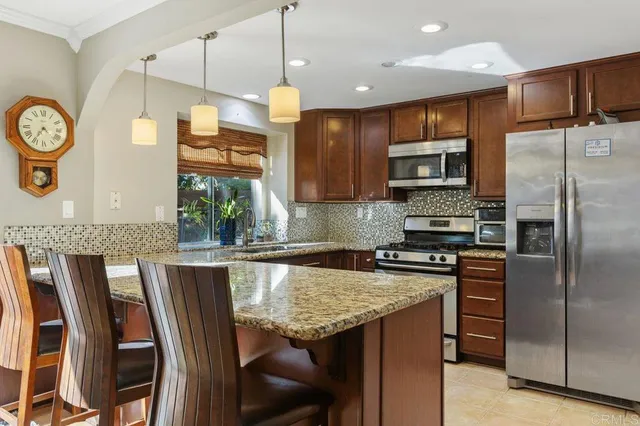 $910,000 | 1690 Bronco Way, Oceanside, CA 92057