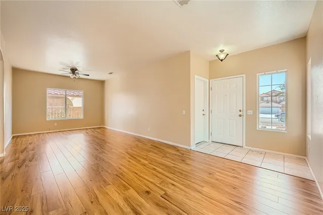 $1,999 | 7928 Seabourn Court, Las Vegas, NV 89129