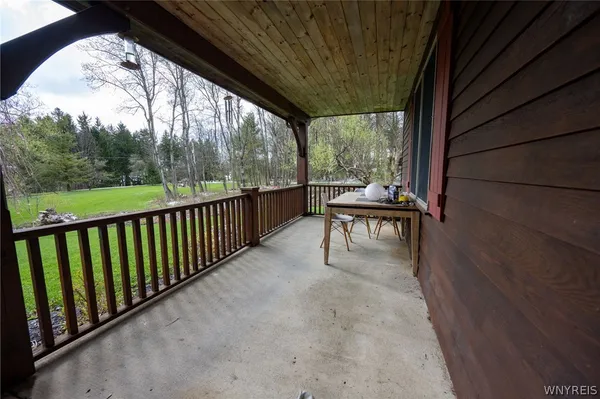 $465,000 | 9496 West Hill Road, Boston, NY 14025