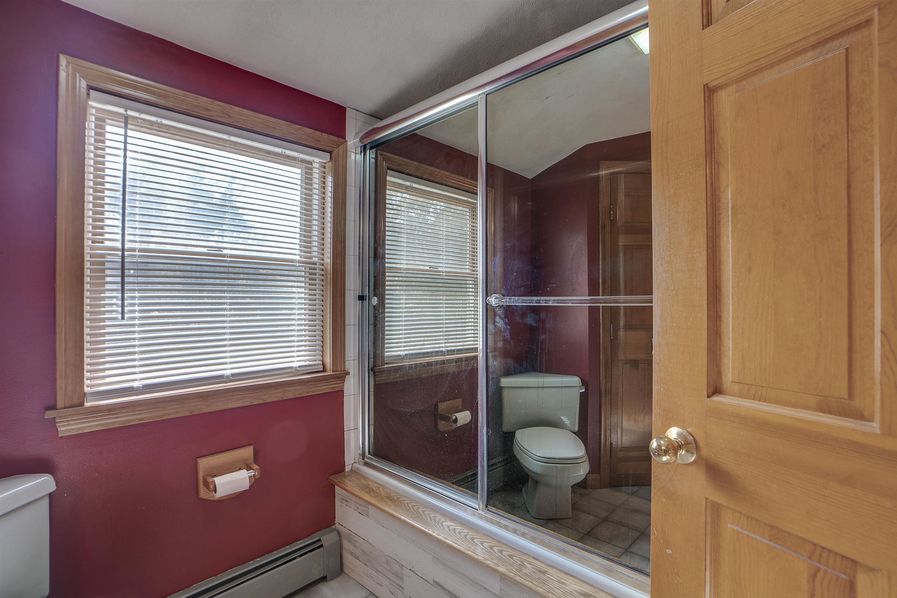 46 Castle Hill Road Pelham, NH 03076 - Photo 15 of 37