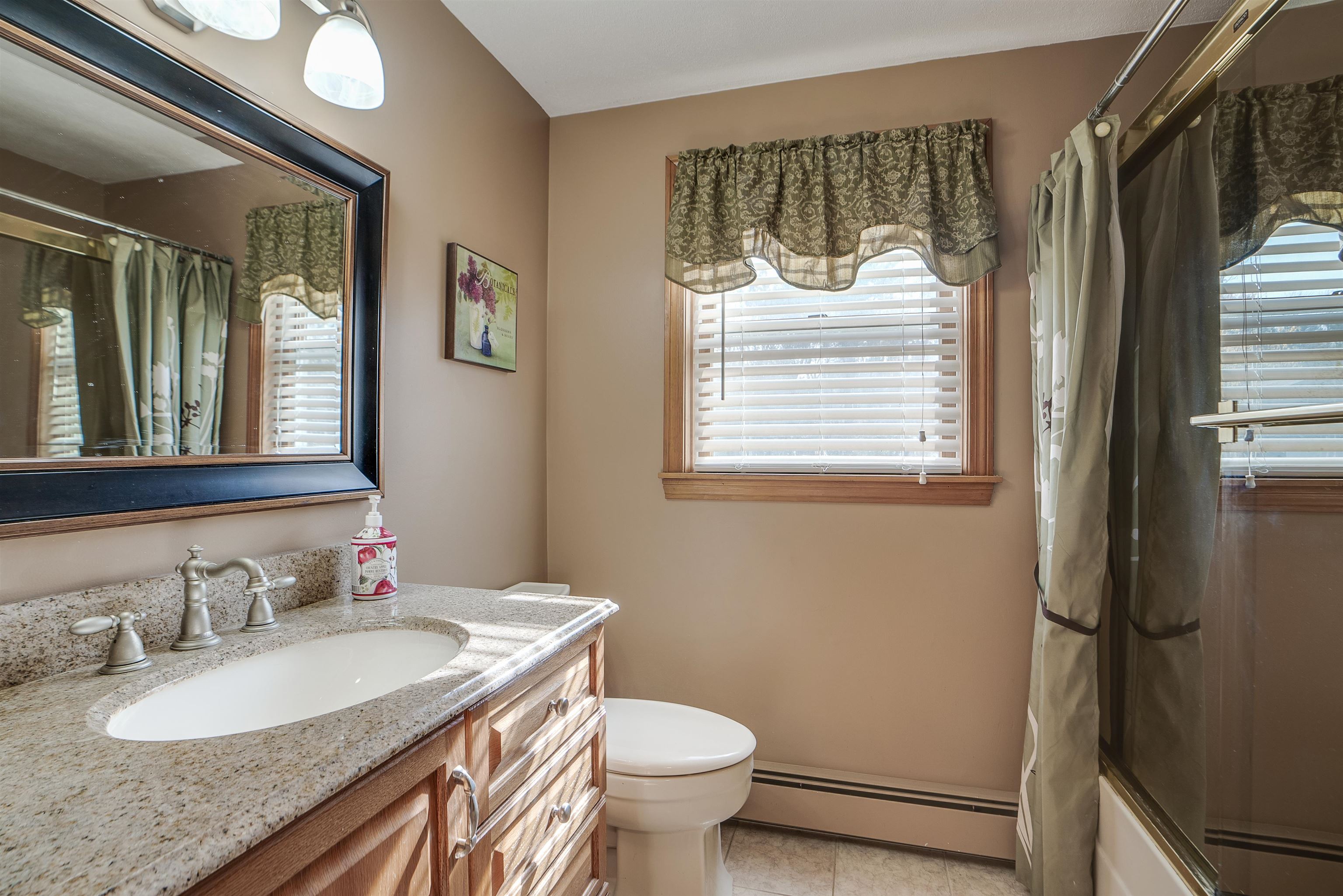 46 Castle Hill Road Pelham, NH 03076 - Photo 23 of 37