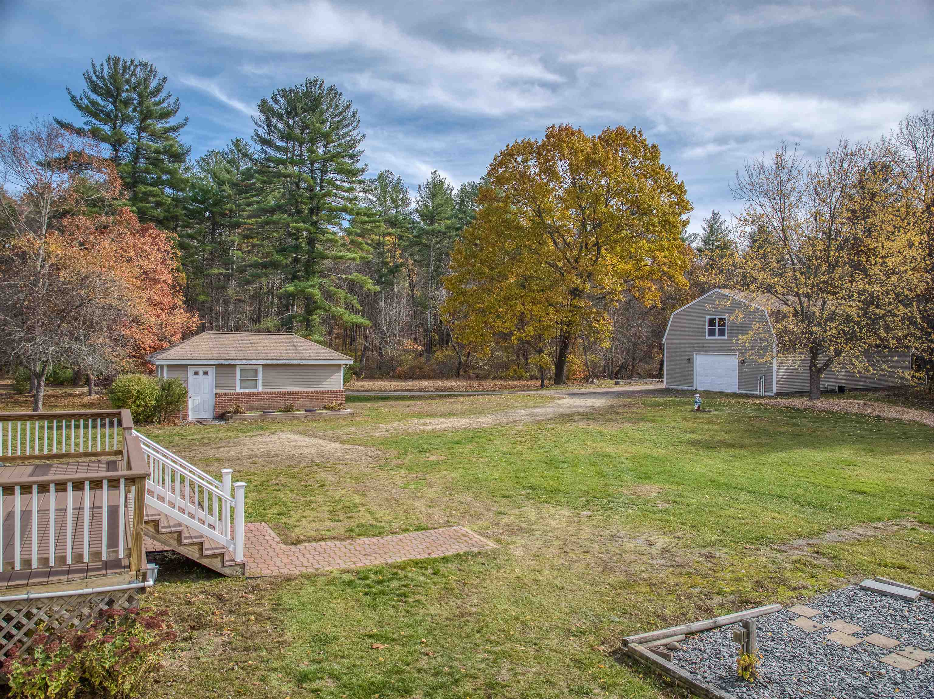 46 Castle Hill Road Pelham, NH 03076 - Photo 26 of 37