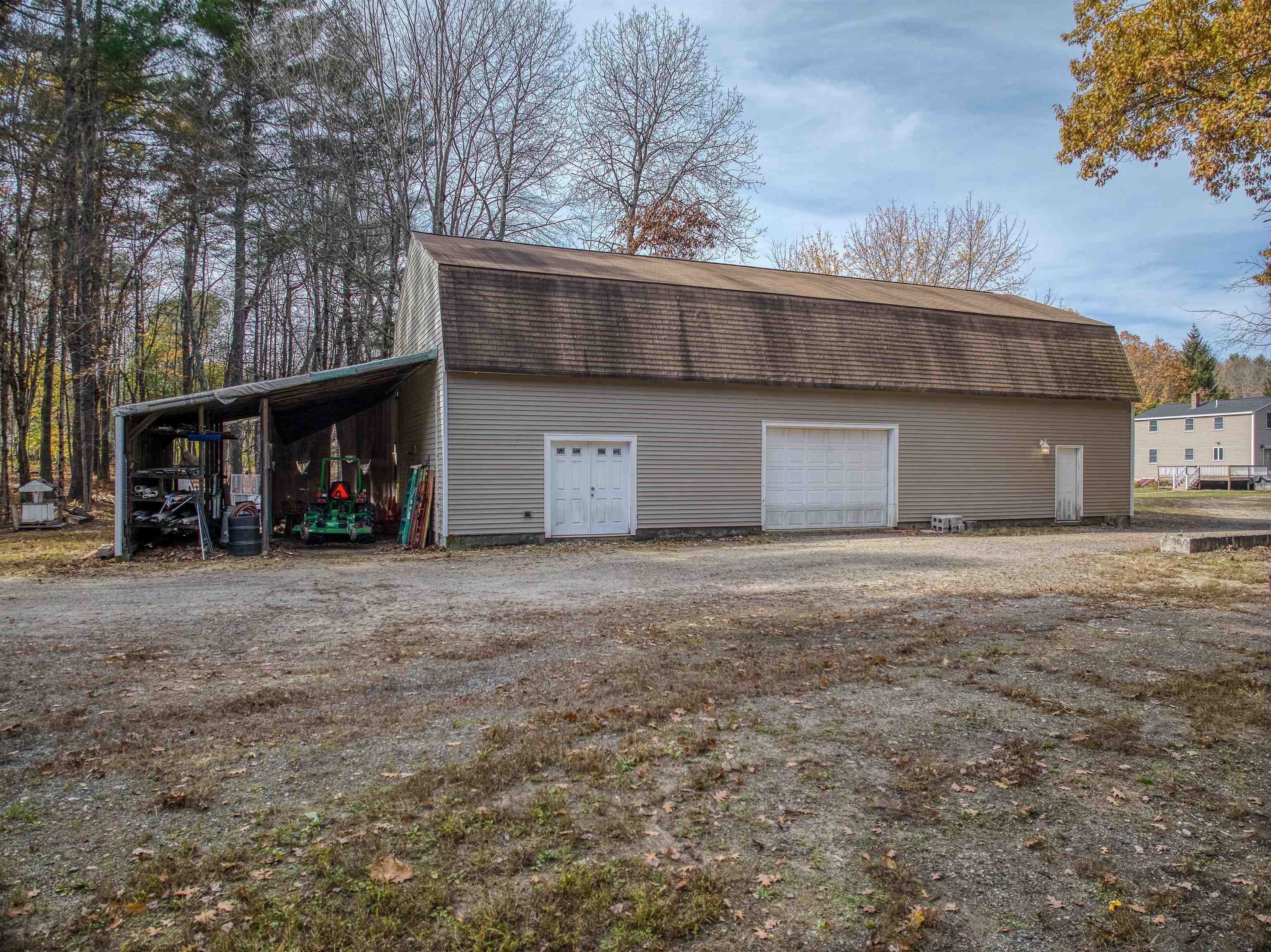46 Castle Hill Road Pelham, NH 03076 - Photo 33 of 37