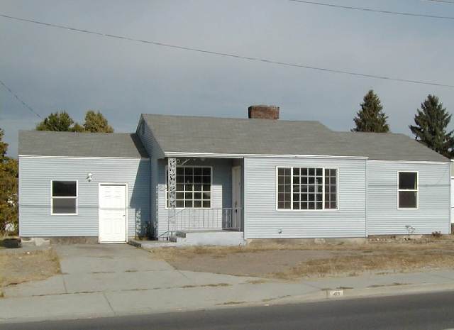 419 South University Road Spokane Valley, WA 99206 - Photo 1 of 1